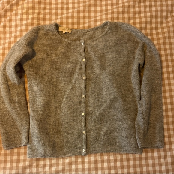 Sezane Sweaters - Sezane gaspard light grey cardigan size medium